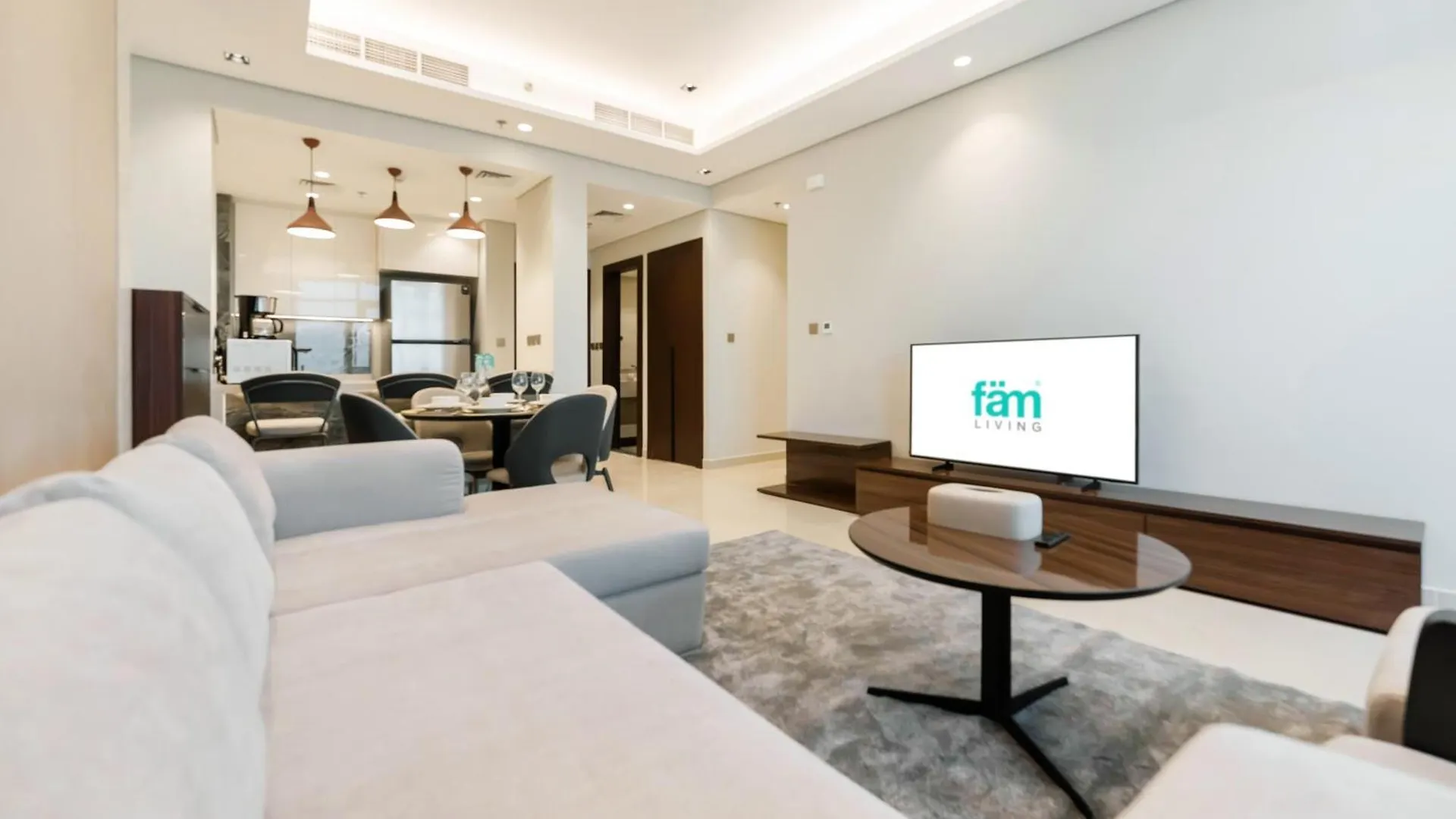 Fam Living - Nobles Tower, Brandnew 2B, Burj Views Apartment Dubai