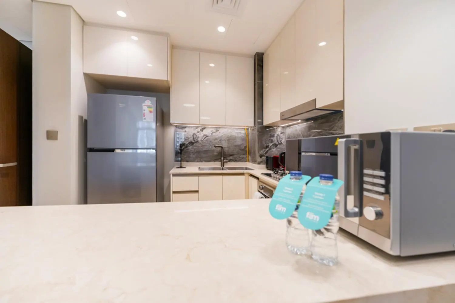Апартаменты Fam Living - Nobles Tower, Brandnew 2B, Burj Views Дубай ОАЭ