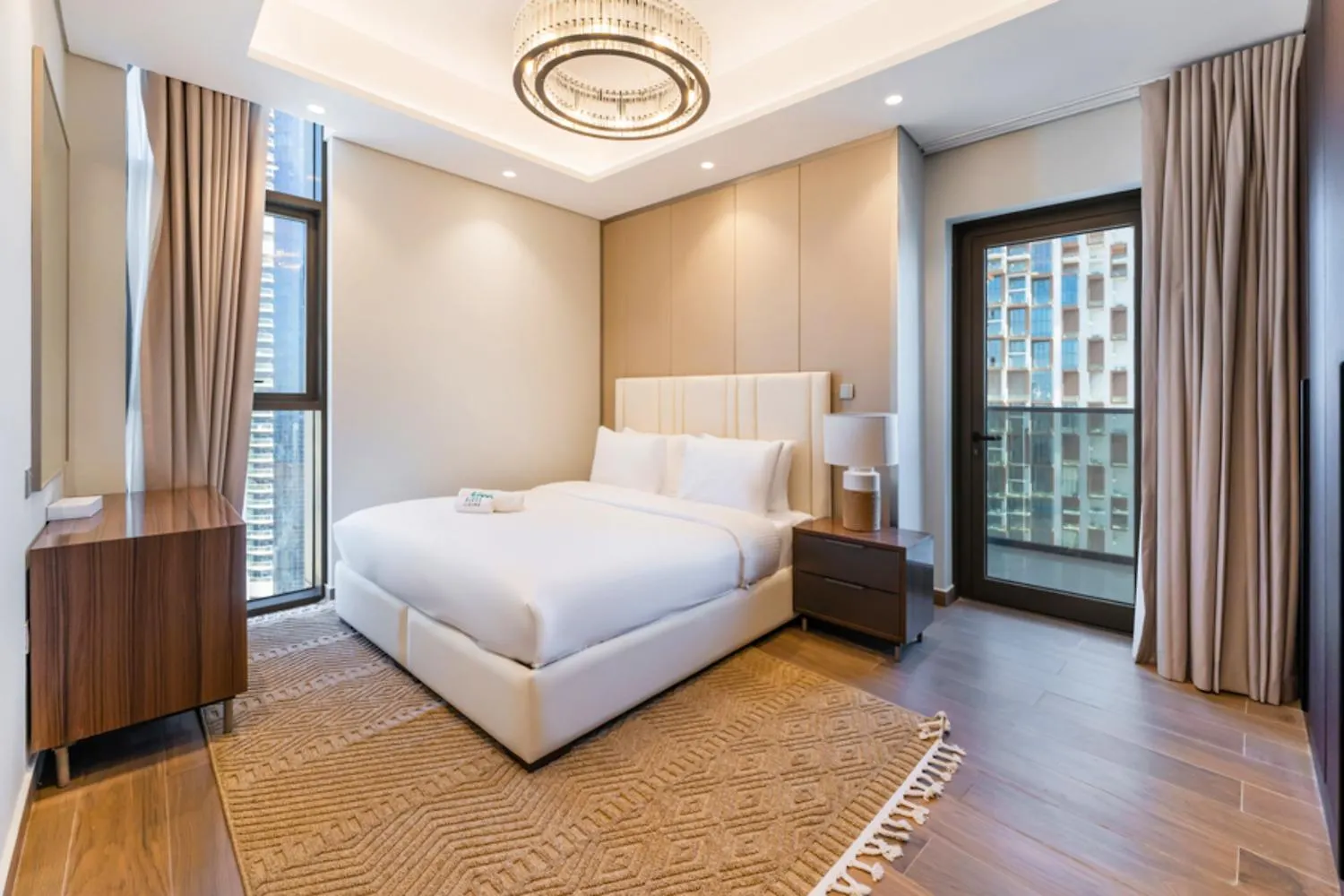 Апартаменты Fam Living - Nobles Tower, Brandnew 2B, Burj Views Дубай