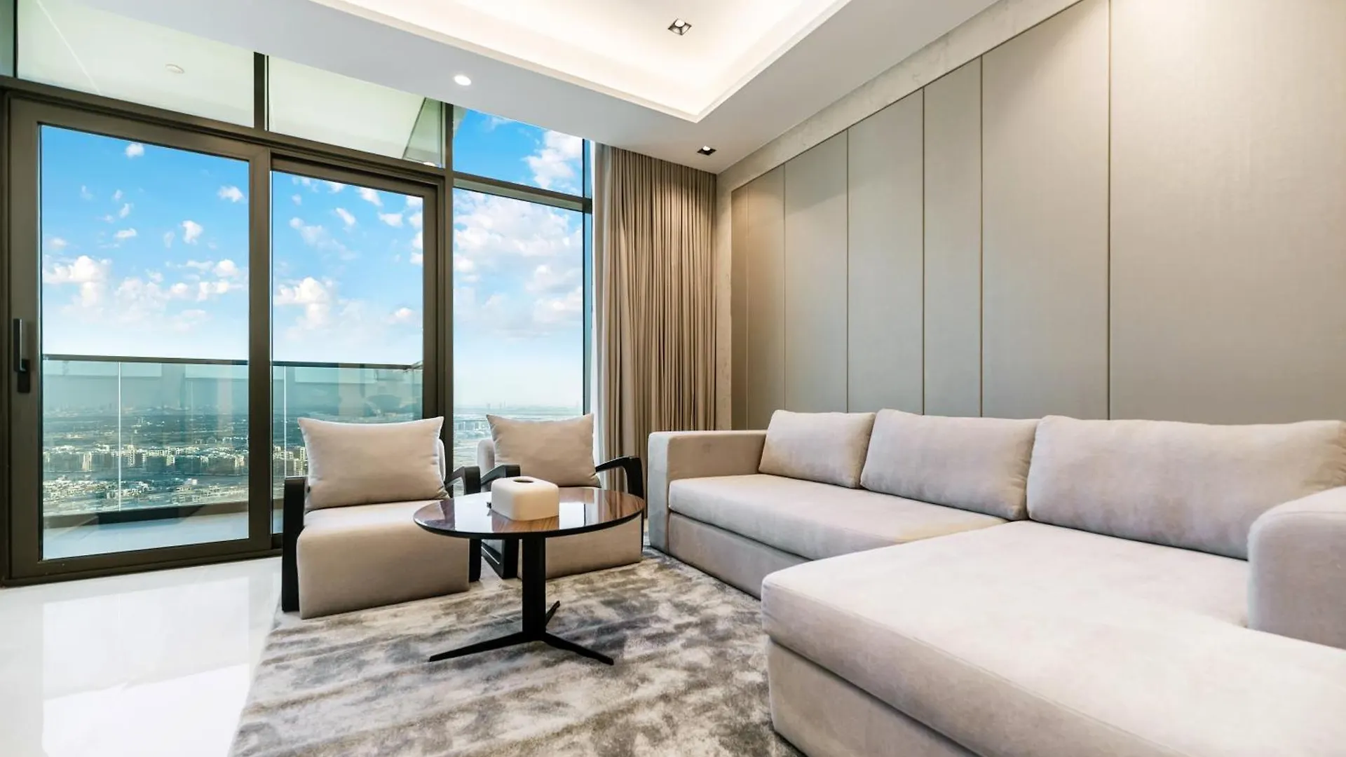 Апартаменты Fam Living - Nobles Tower, Brandnew 2B, Burj Views Дубай