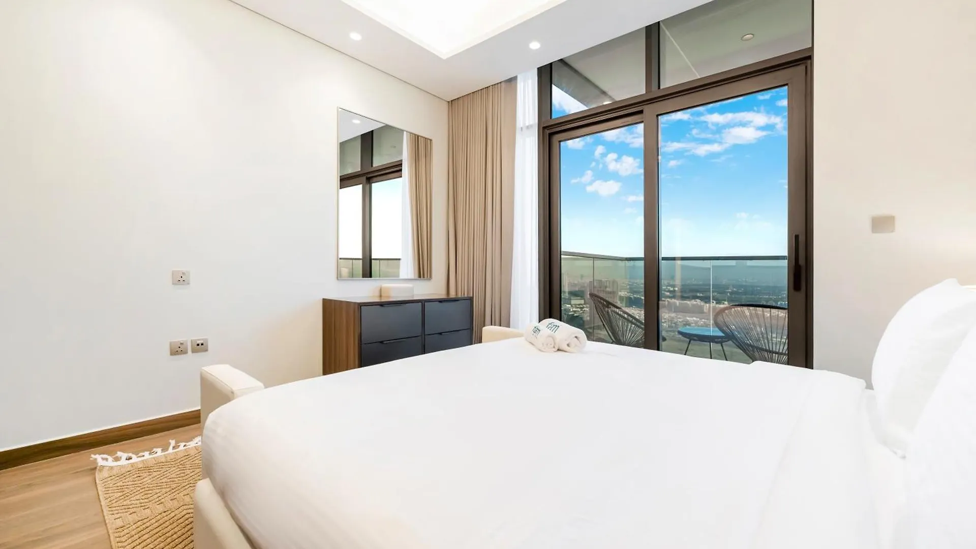 Апартаменты Fam Living - Nobles Tower, Brandnew 2B, Burj Views Дубай ОАЭ