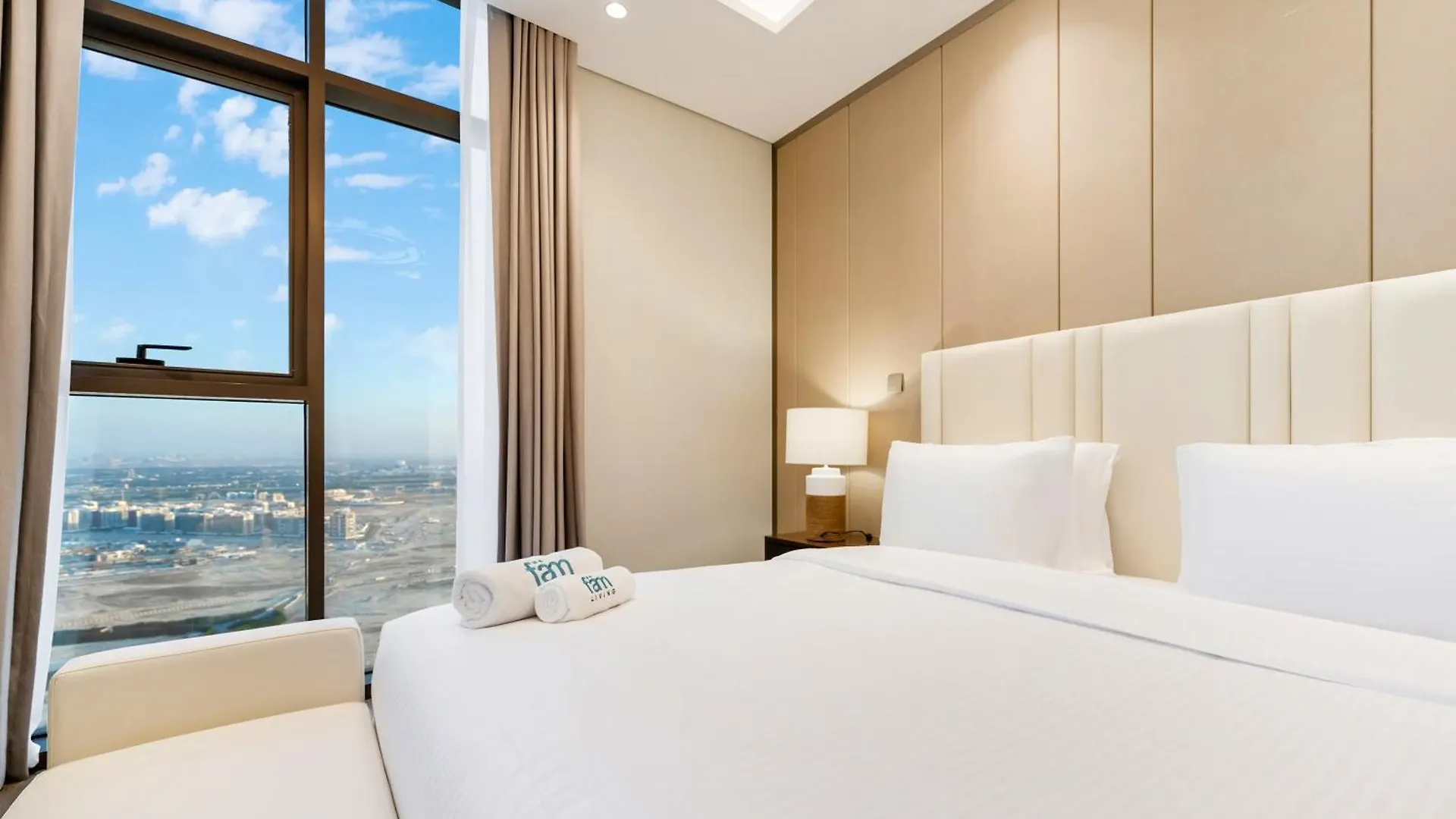 Апартаменты Fam Living - Nobles Tower, Brandnew 2B, Burj Views Дубай