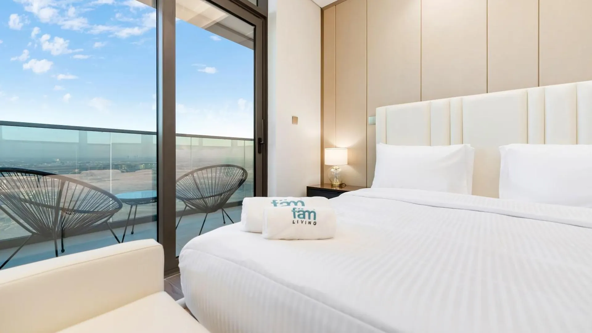 Апартаменты Fam Living - Nobles Tower, Brandnew 2B, Burj Views Дубай